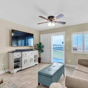 Surf And Racquet Club 101 United States